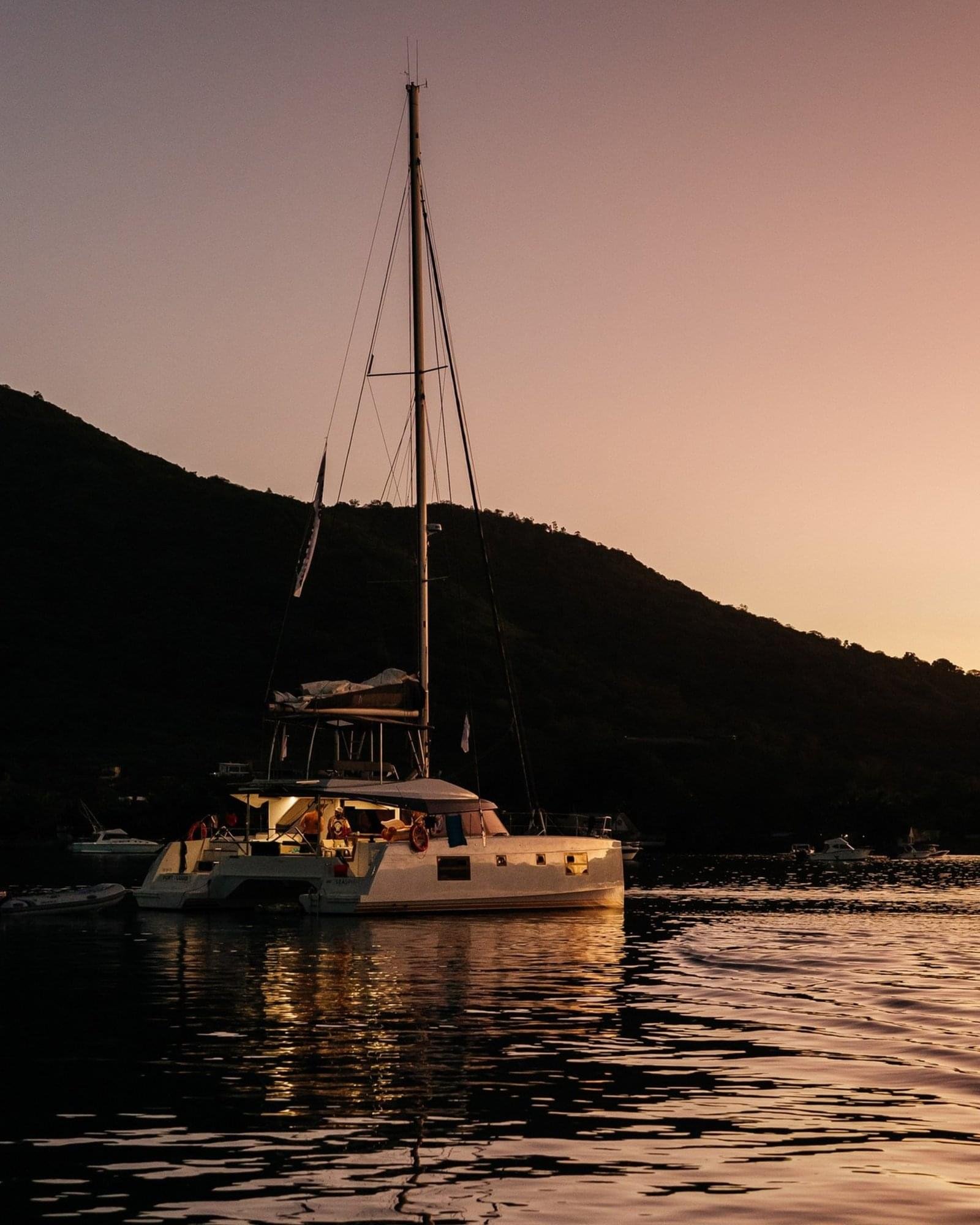 Live Aboard Charter Mauritius